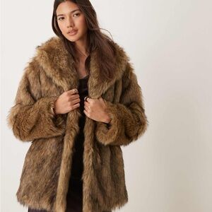 NWT Abercrombie & Fitch Faux Fur Teddy Jacket in Brown